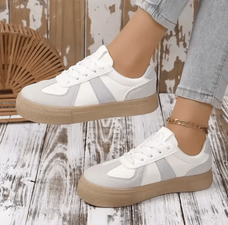 2025 Autumn New Women’s Canvas Shoes – Thick Sole Durable Rubber Fashionable Casual Shoes with Soft Sole