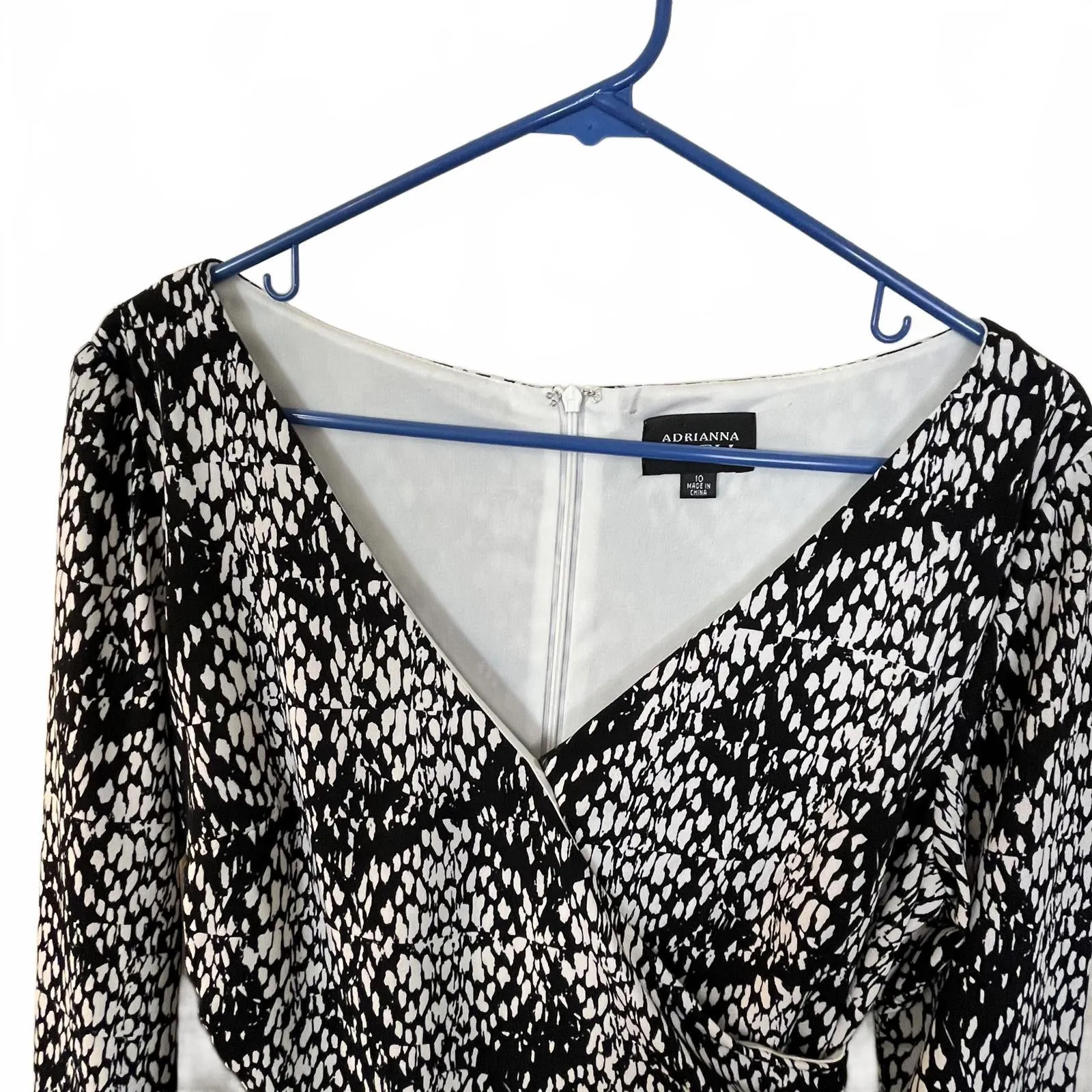 Adrianna Papell Black and White Wrap Dress 3/4 Sleeve Size 10