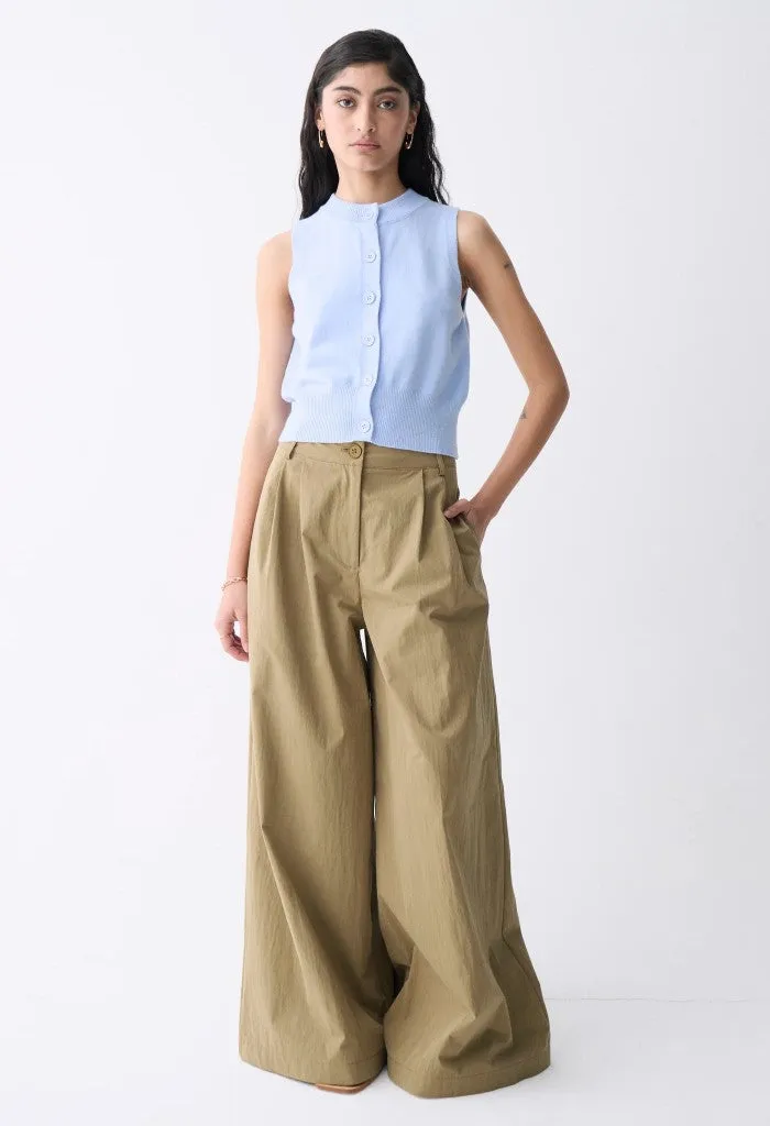 Almada Knit Vest-Sky Blue