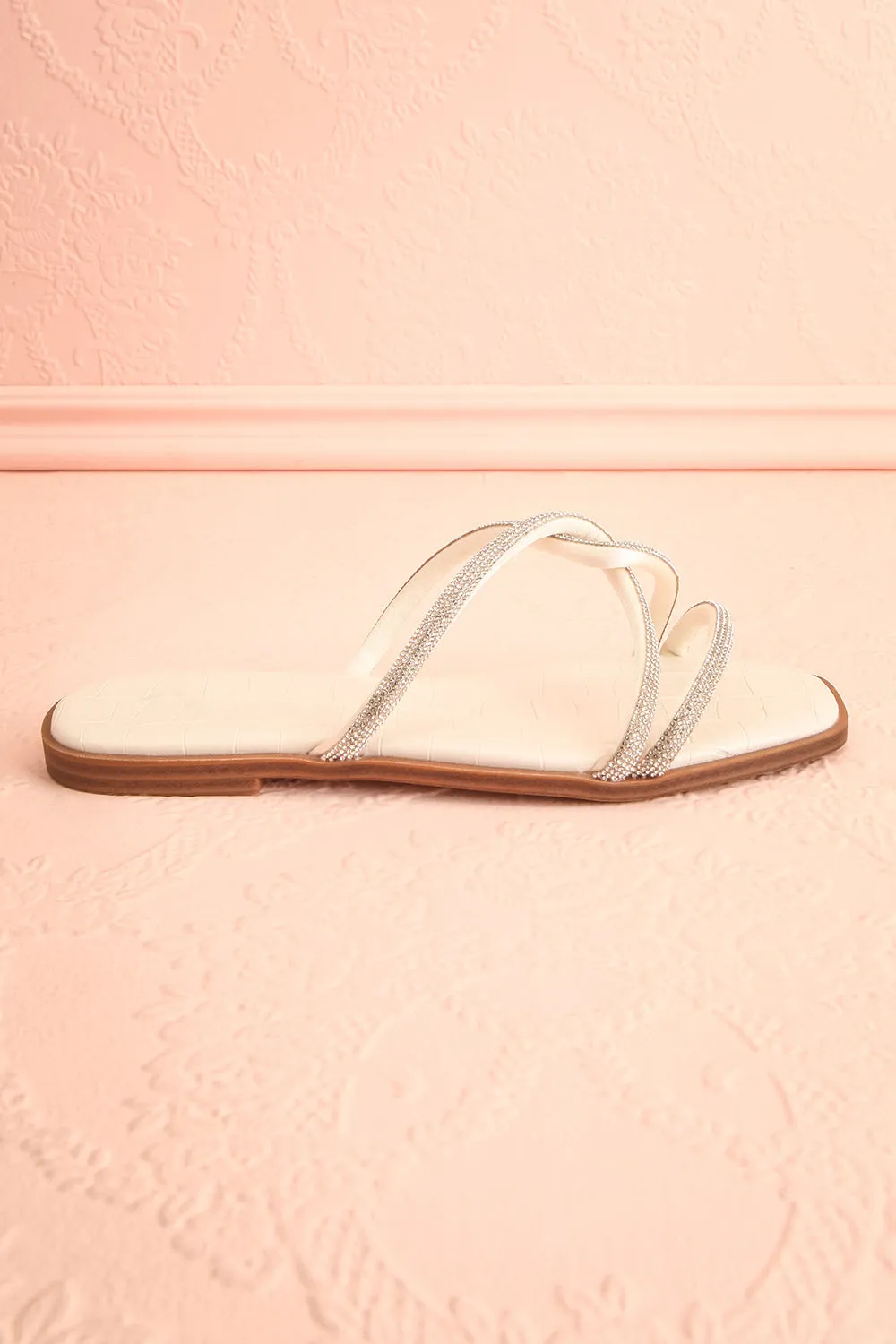 Alvera | Flat Sandals w/ Rhinestone Straps