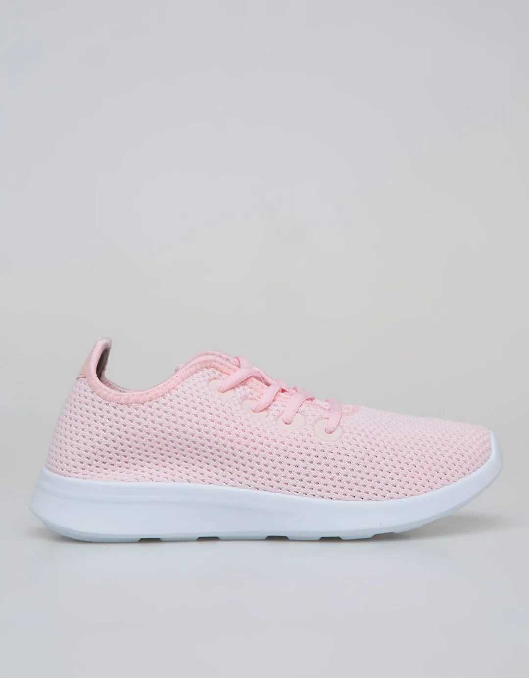 Blow Parsel Sepatu Sneakers
