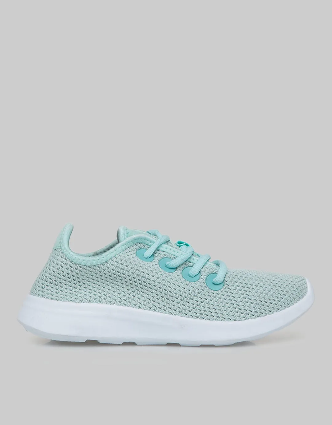 Blow Parsel Sepatu Sneakers