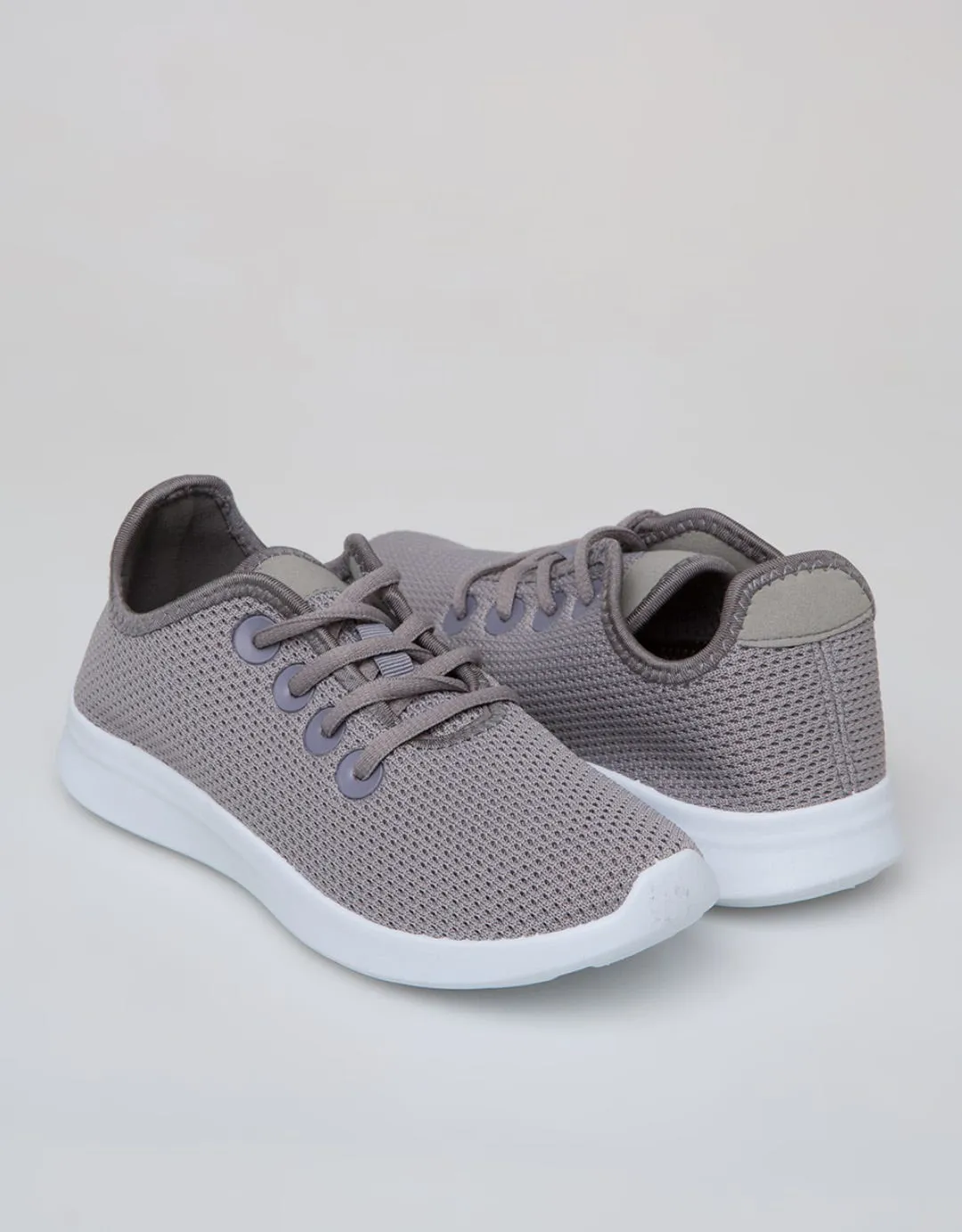 Blow Parsel Sepatu Sneakers