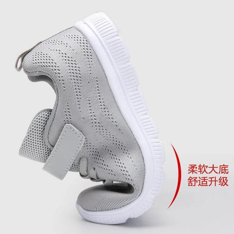 Casual Sneakers with Comfortable Sole Supper Lightweight Kids Running Shoes
