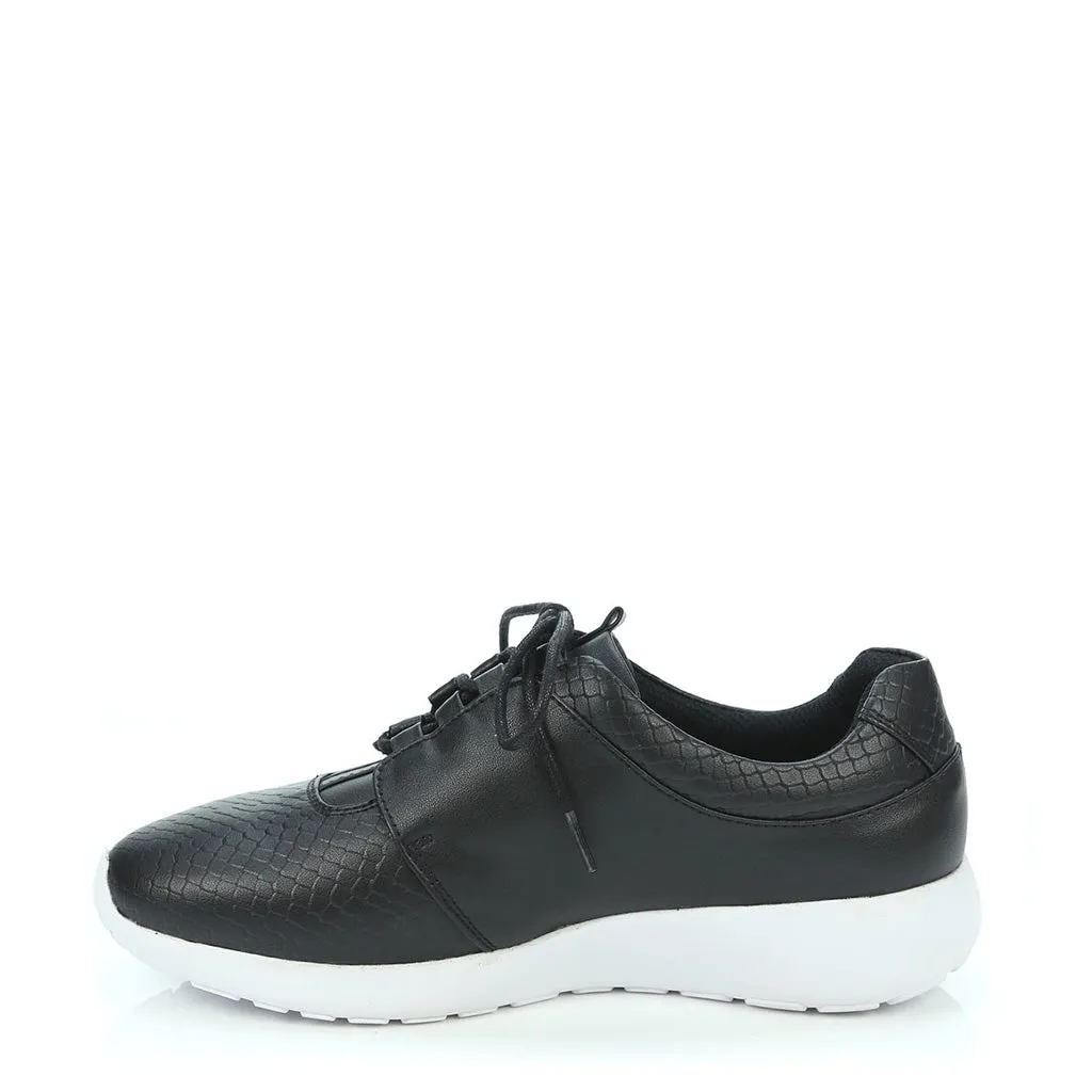 Che Sneakers