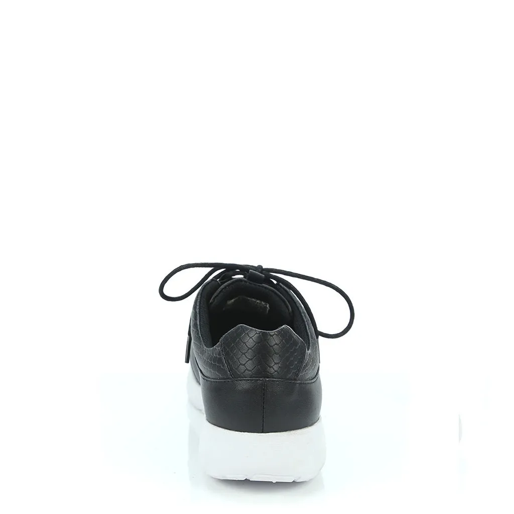 Che Sneakers