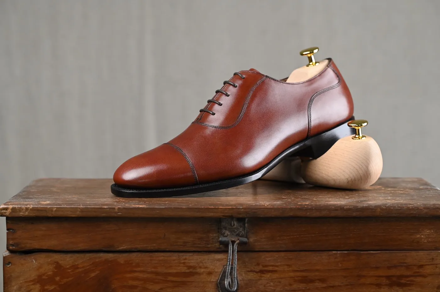 CLINT Oxfords