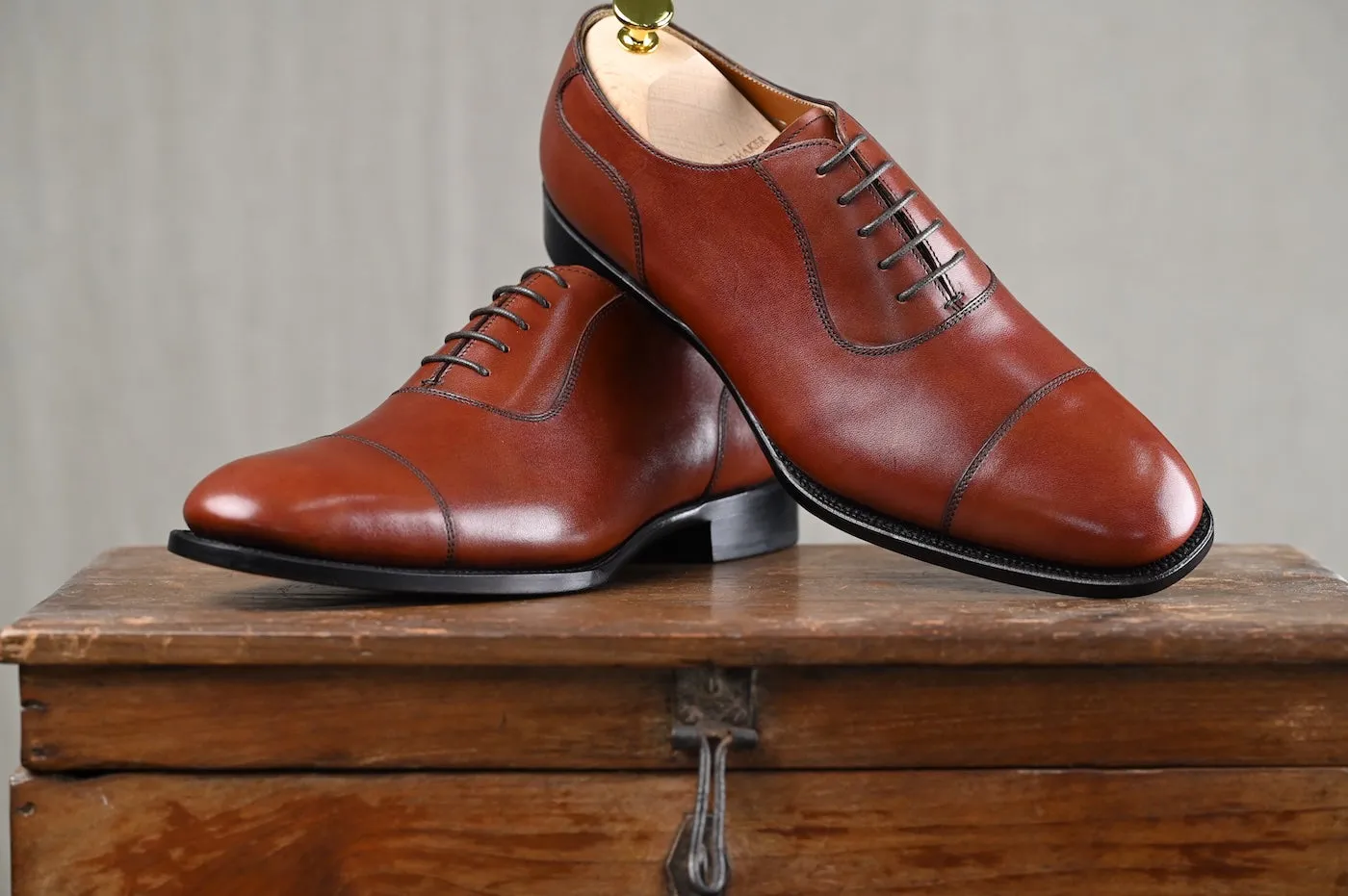 CLINT Oxfords