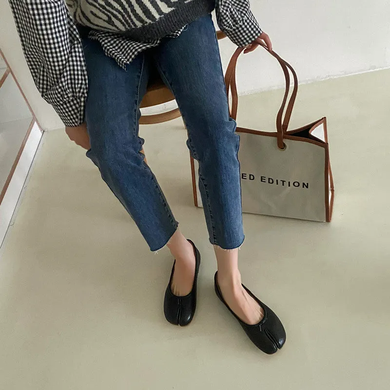Collins Split Toe Ballet Flats