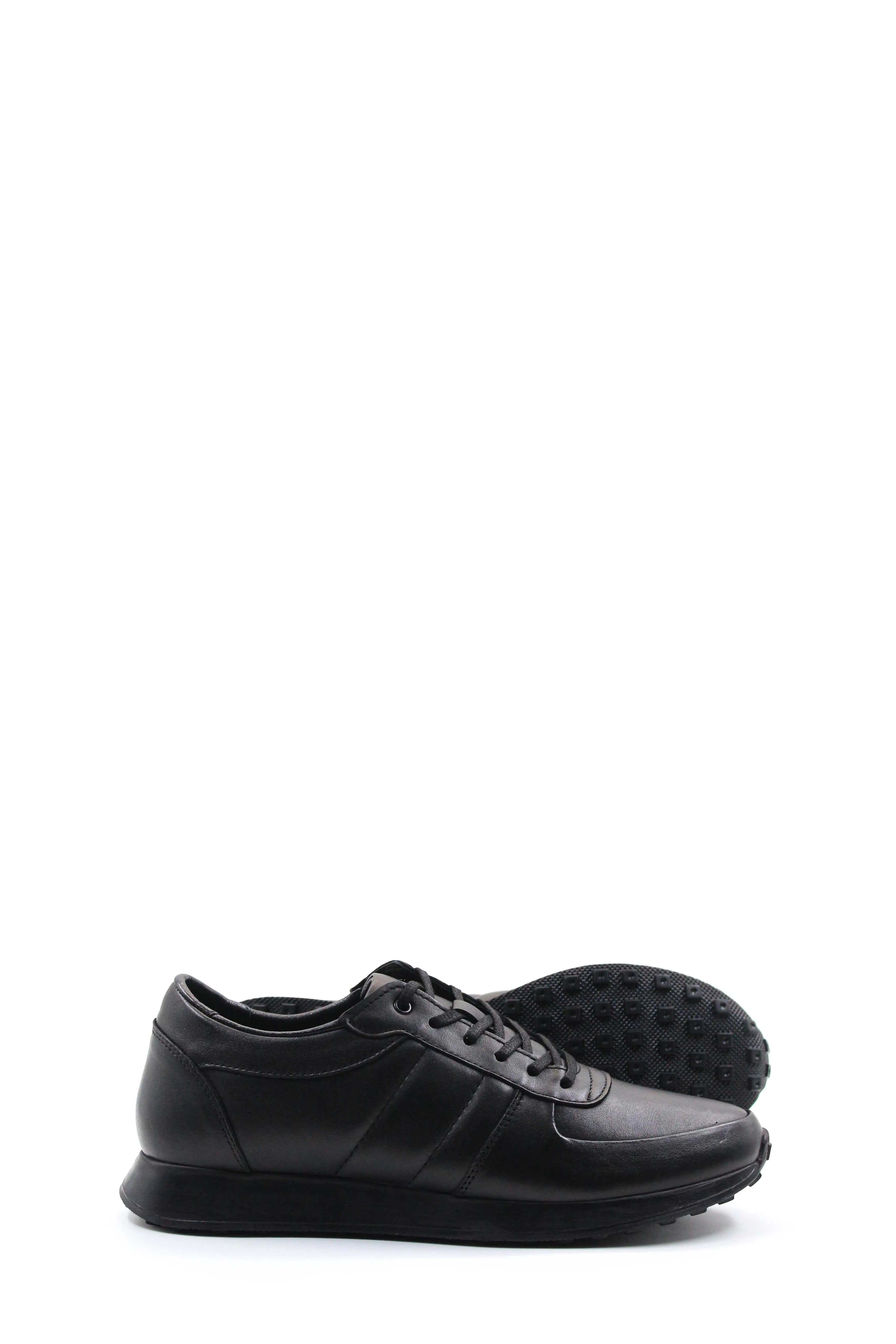 Men's Black Leather Sneakers with Subtle Stitch Detailing - Wessi