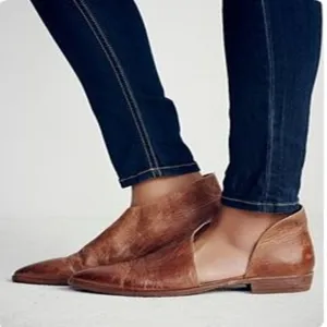 Retro Low Cut Pointed Toe Women Flat Ankle Boots with Plus Size