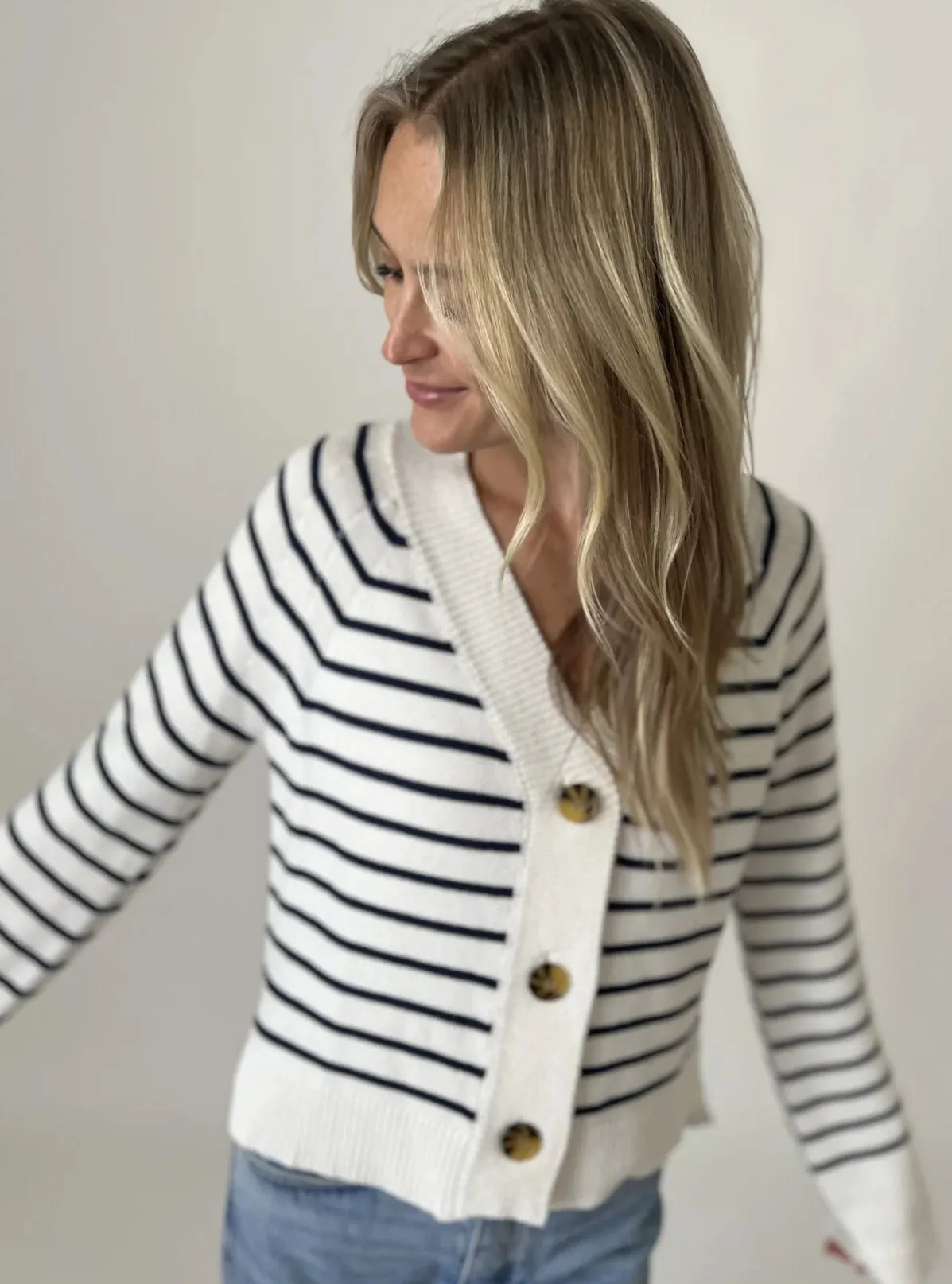 SF1402 Kimberly Cardigan