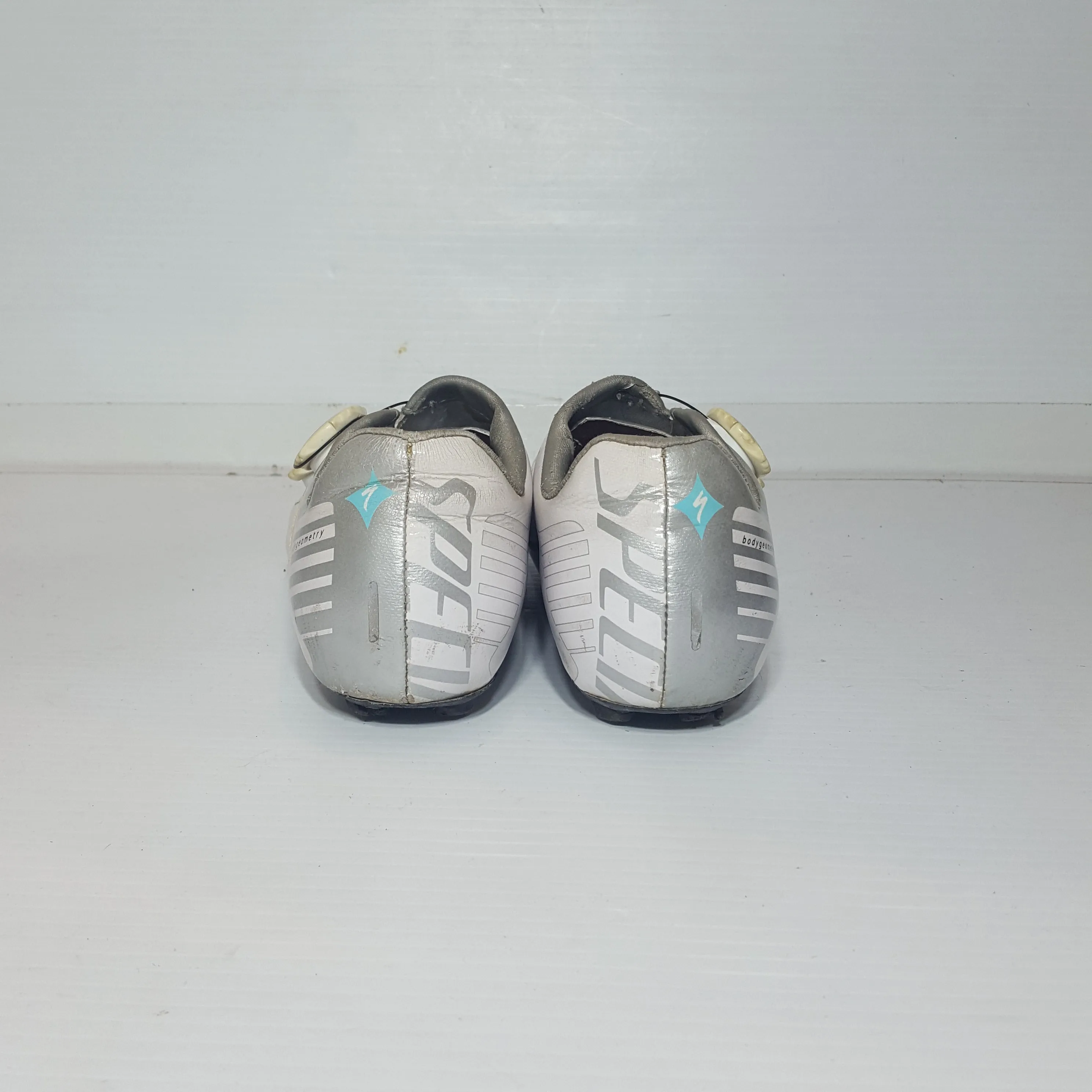 Specialized Womens Cycling Shoes - Size 6.5 - Pre-owned - D5F5TH