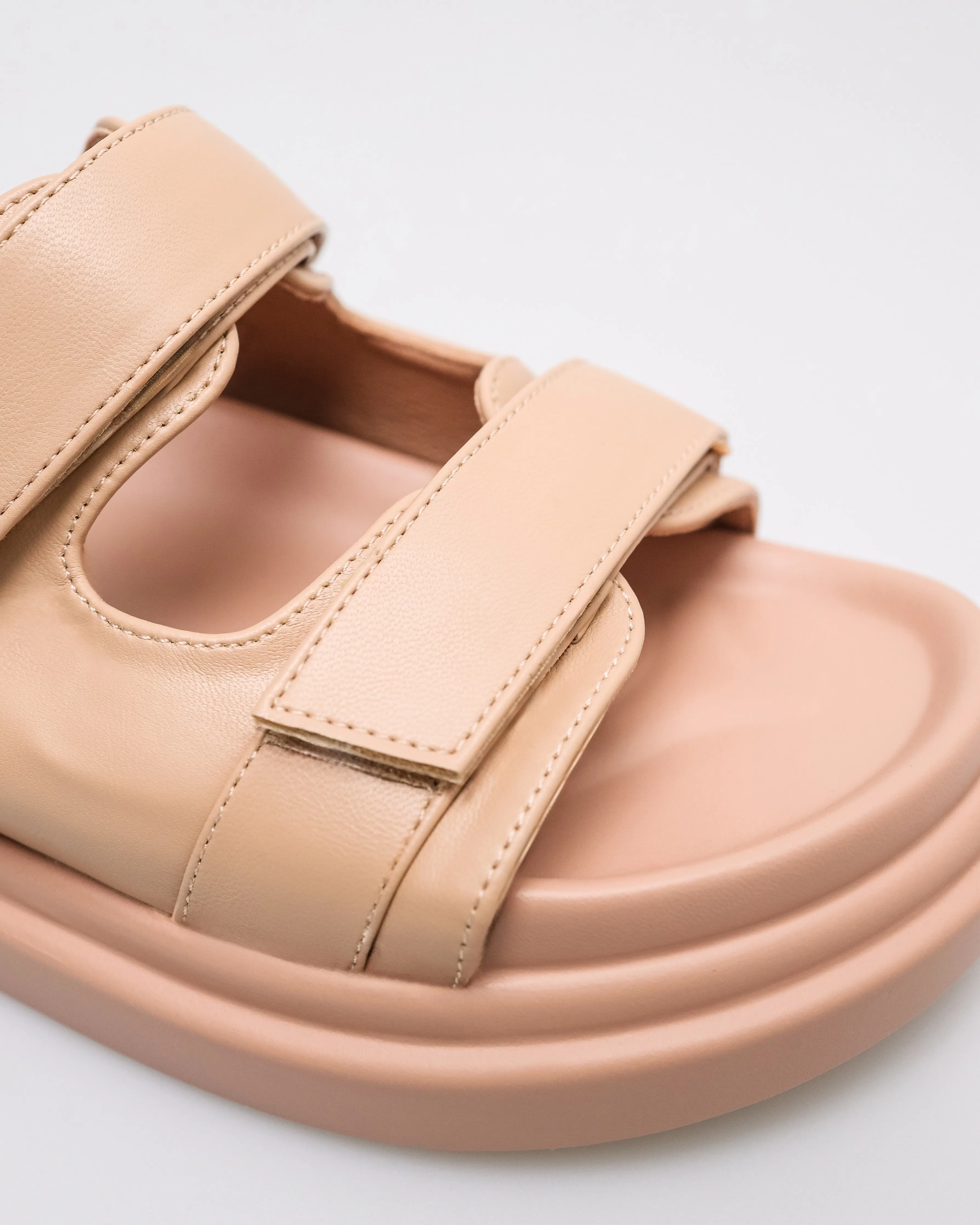 Tomaz FL076 Ladies Cozy Slide Sandal