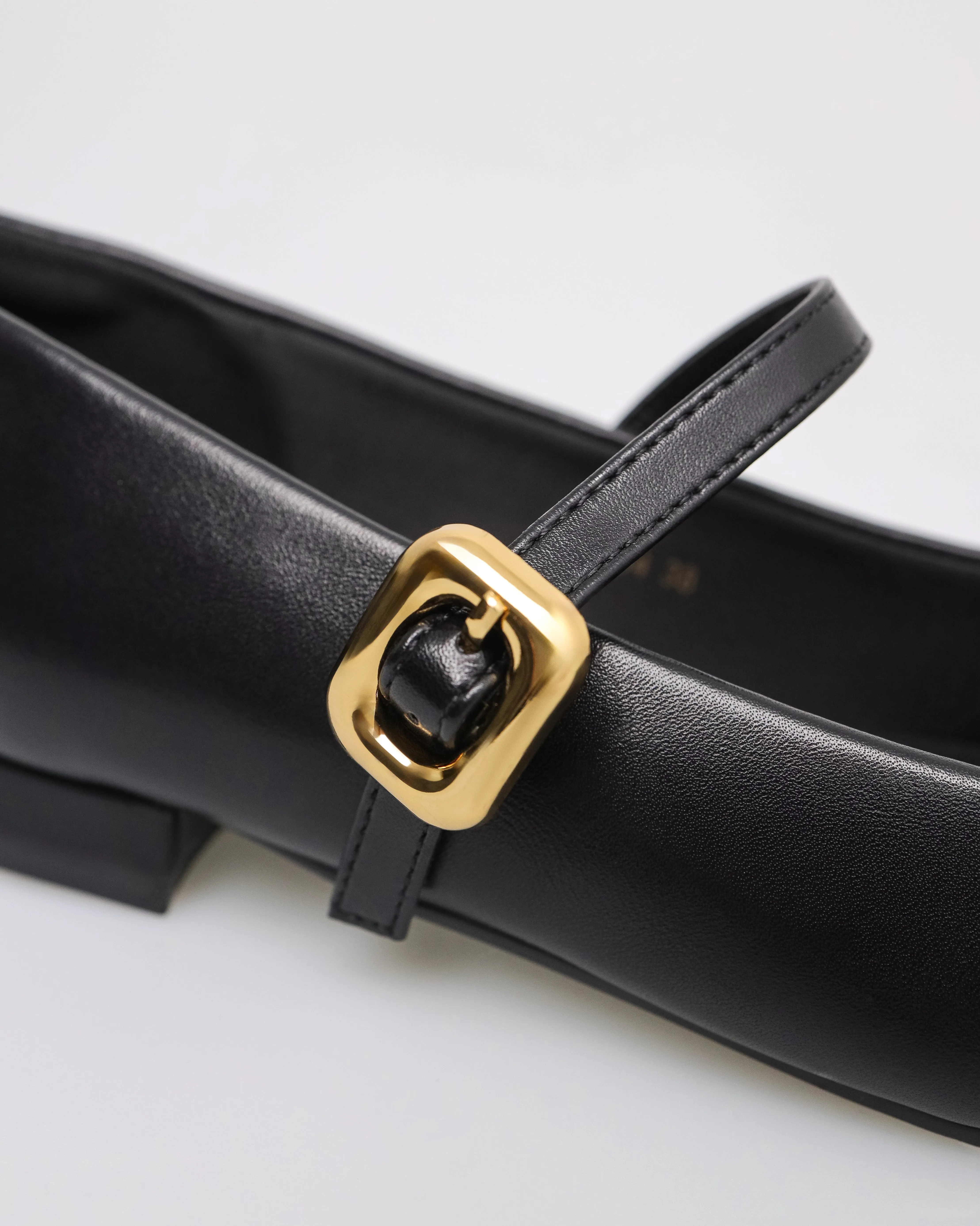 Tomaz NN364 Ladies Buckle Flats
