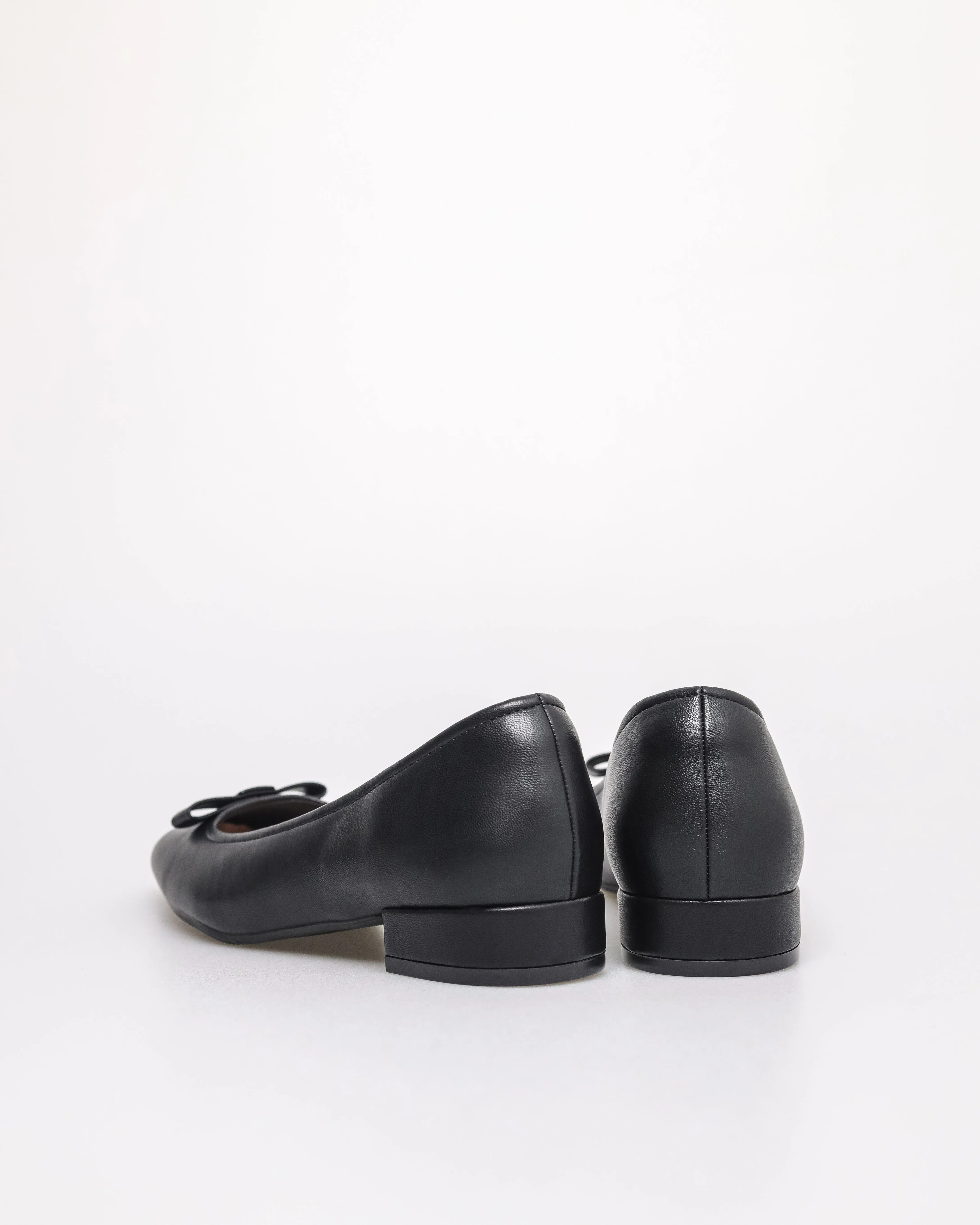 Tomaz YX198 Ladies Folded Ribbon Flats
